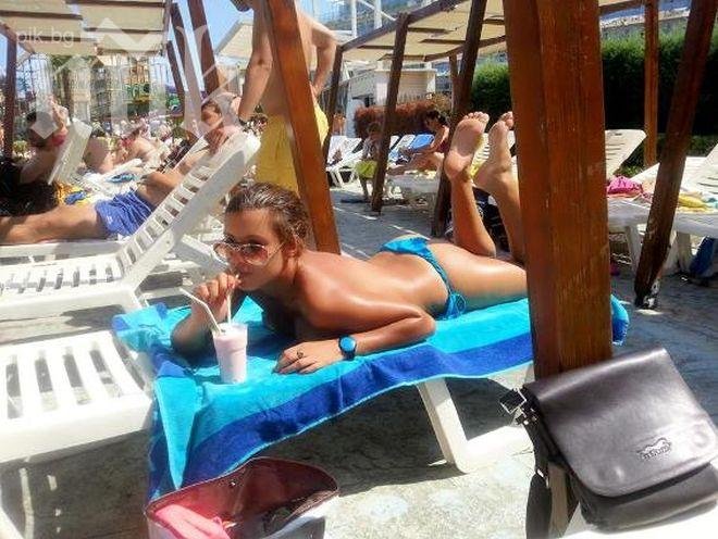 Красавица на Слави Трифонов подлуди Фейсбук