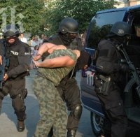 Ексклузивно в ПИК! Спецпрокуратурата и МВР разбиха мутренска групировка! Бандитите пребивали жертвите си с бухалки!