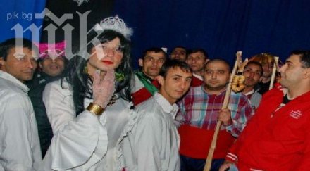 снежанка появи мъжки затвор