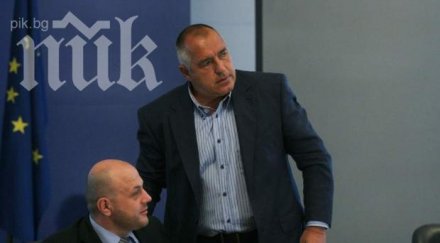 томислав дончев орешарски превърна държавата воаяжите волен цинизъм