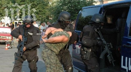 ексклузивно пик спецпрокуратурата мвр разбиха мутренска групировка бандитите пребивали жертвите бухалки