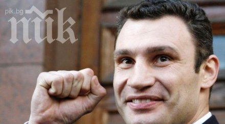 кличко настоява предсрочни президентски парламентарни избори украйна