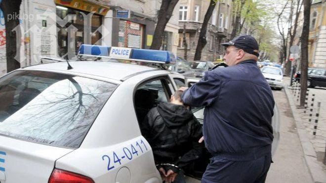 Наркоман преби сестра си и 6-годишния й син