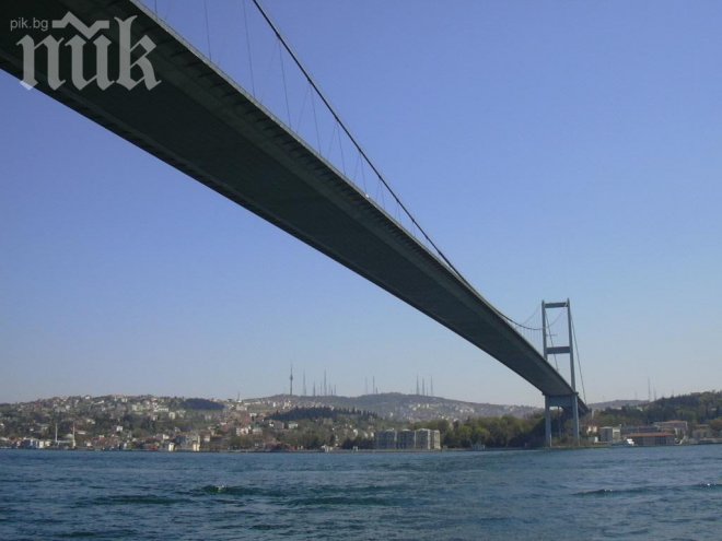 Митничари предотвратиха пренасянето на голяма сума пари