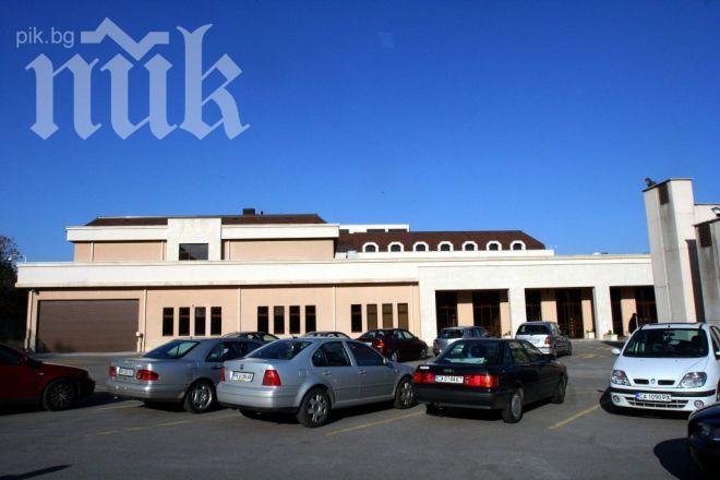 Спецсъдът отложи делото срещу организирана престъпна група за утре