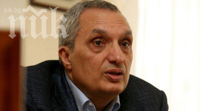 Иван Костов: Борисов не може да прочете повече от една страница текст