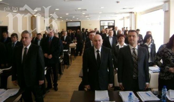 НФСБ скочи срещу ГЕРБ: Позор е да уреждате с помощи за безработни свои съветници