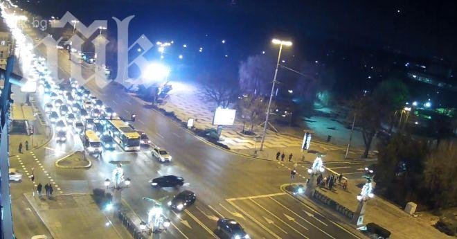 Задръствания блокират трафика в София тази вечер