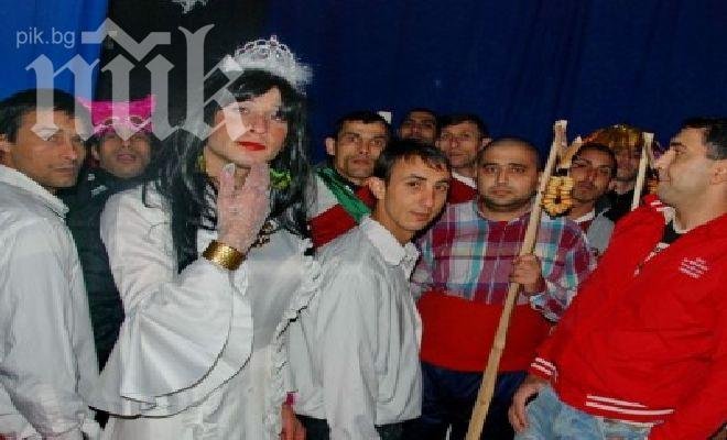 Снежанка се появи в мъжки затвор 