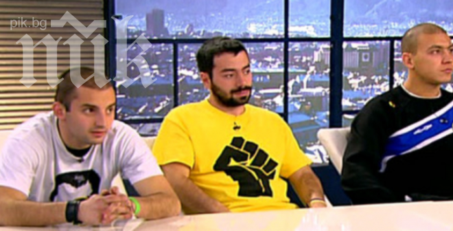 Ранобудните студенти: Редно ли е Йовчев да пие вино, докато хората седят пред парламента