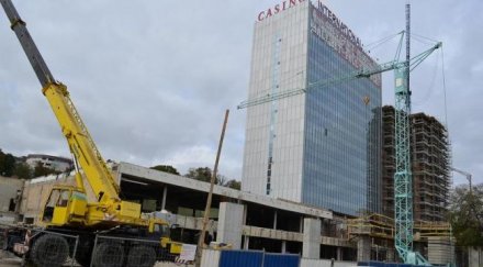 грозна гледка строят хотели златни пясъци снимки