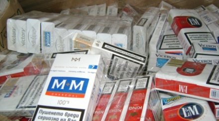 рекордно количество контрабандни цигари задържаха митничари кулата