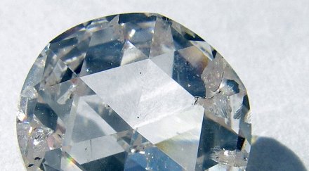 арестуваха ливанец глътнал 220 диаманта