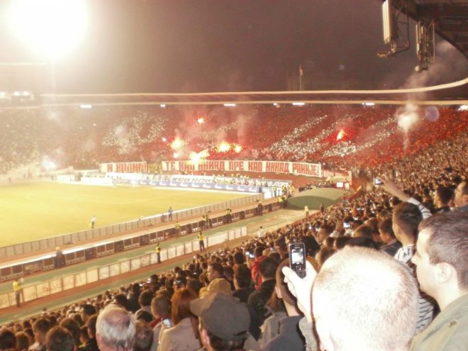 Сръбското правителство спасява Цървена звезда и Партизан