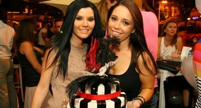 Дъщерята на Стоичков превъзпитава чалгаджийка