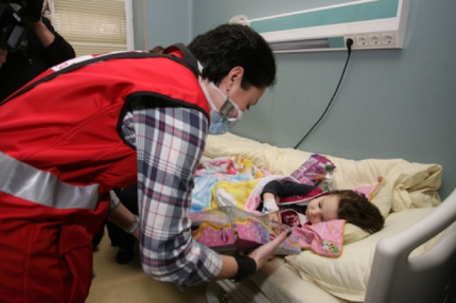 Дават 4 млн. лева на Фонда за лечение на деца