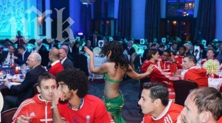 байерн отпразнува световната титла банкет кючеци маракеш