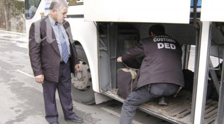 пик скандал гкпп капитан андреево митничари пропуснали цял автобус контрабанда