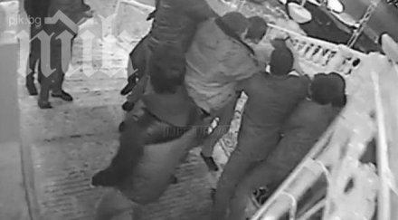 шампион борба уби масажист нощен клуб шокиращо видео