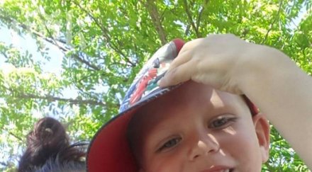 вижте щастливи заедно жана фактор отнетият син