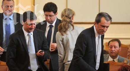 министри отчитат журналистите