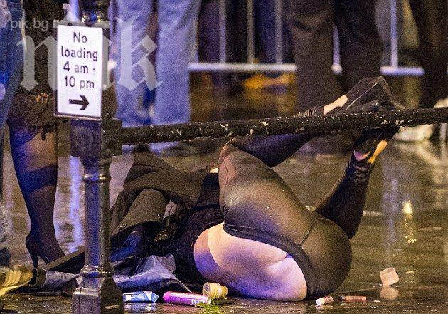 Британците, които ни учат на морал, се натряскаха до смърт преди Коледа (снимки)