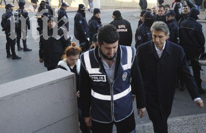 Синове на министри арестувани за корупционния скандал в Турция