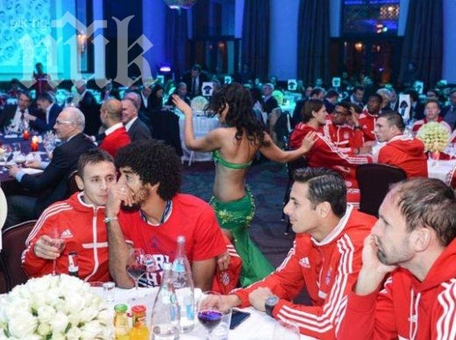 Байерн отпразнува световната титла с банкет и много кючеци в Маракеш