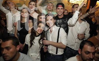 Вижте как купонясаха звездите от Х фактор след финала /снимки/