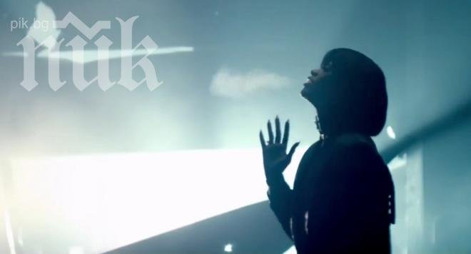 Клип на Еминем и Риана взриви света (видео)