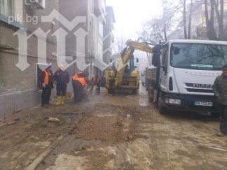 честита коледа evn хиляди пловдив остават студено тъмно снимки