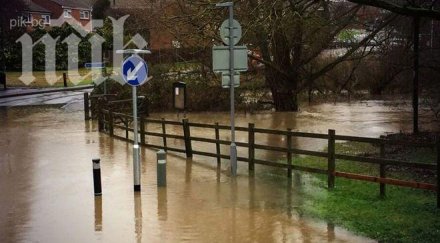 ураган уби петима великобритания 100 000 без ток