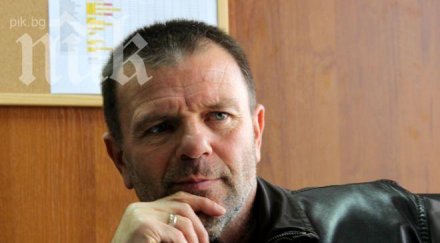 предложили двама национали цска