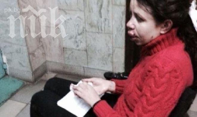 Смачкаха от бой опозиционна журналистка в Киев