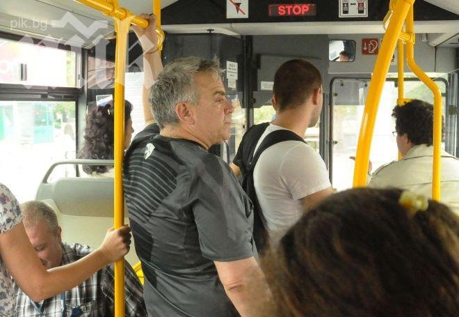 Безплатен градски транспорт за варненци на Коледа