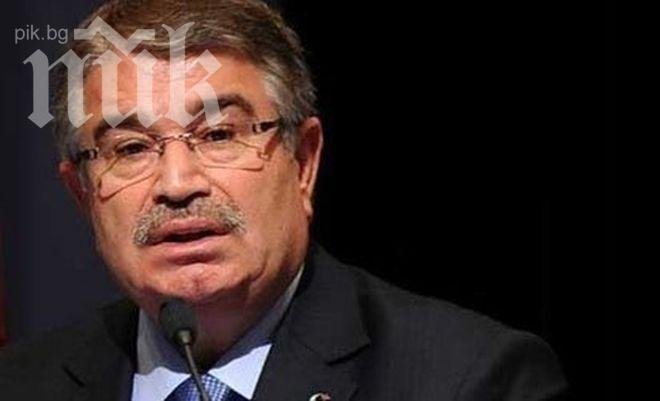 Нов удар за Ердоган – бивш вътрешен министър обяви, че напуска партията му