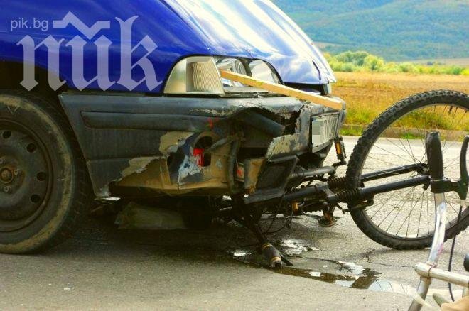 Зверска катастрофа разчлени велосипедист, останаха само кръв и месо