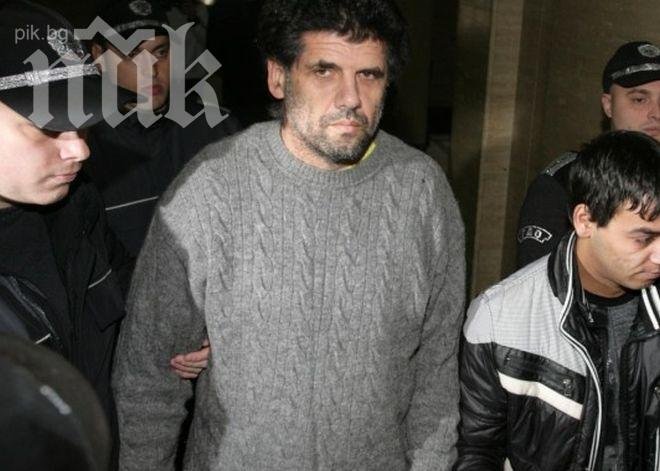 Крокодила с четири нови обвинения