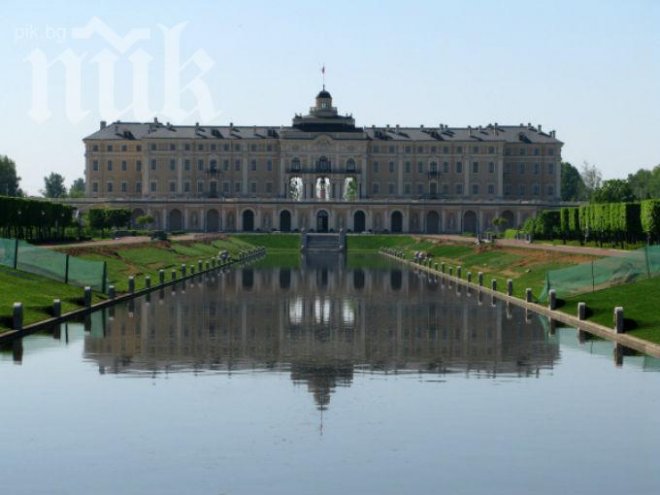 Италианец опита да нахлуе в Елисейския дворец с кола