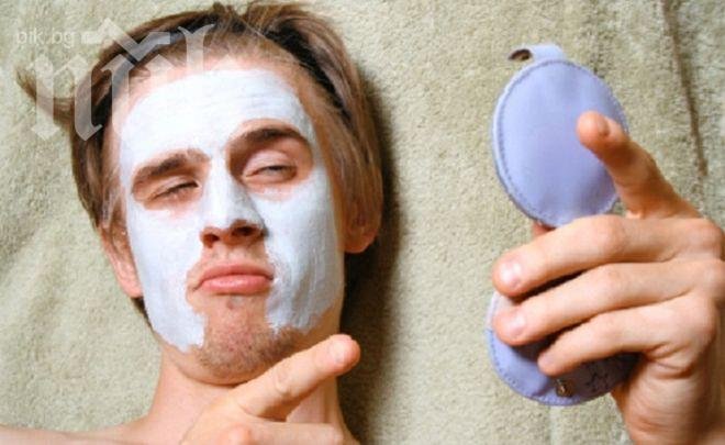 Гаф на здравното министерство праща хиляди мъже на гинеколог