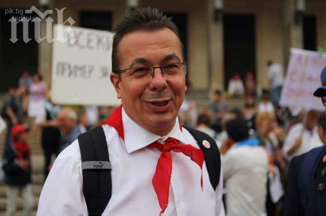 Камен Алипиев-Кедъра избухна: В БНТ работим за нищожни пари! Ненавиждам сините и червените комунисти
