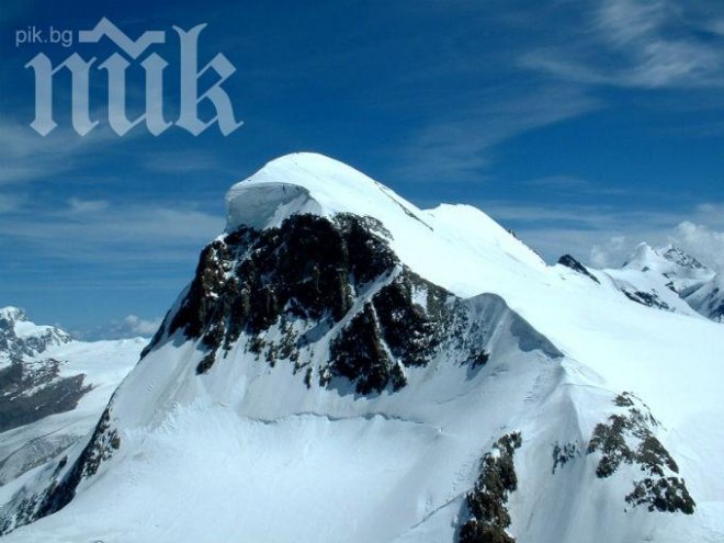 Най-малко четирима скиори са загинали в Алпите