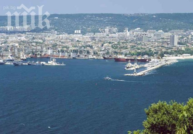 Варна посреща Нова година с пищна заря и плеяда от музикални звезди