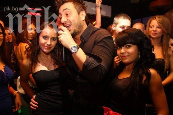 Коцето изневерил на жена си с миска. Двамата пред развод! (снимка)