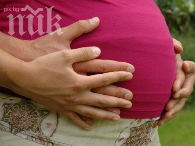 Изчисляват майчинството по нов модел от 2014 г.