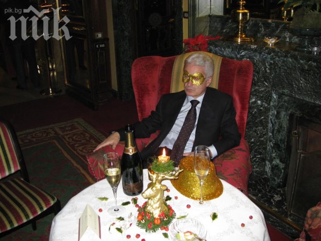 Волен превел част от глобата за обида, заради която му бе запорирана заплатата