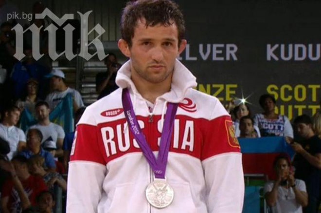 4-кратен световен шампион по борба загина в катастрофа