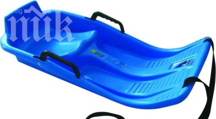 подобрява годишното дете паднало шейна