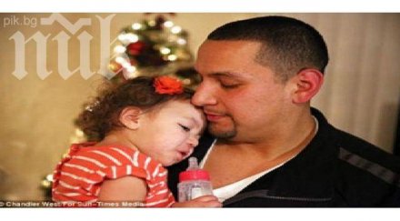 баща спаси месечната дъщеричка дари черния дроб трогателно видео