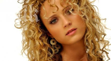 песен деси добрева посрещнаха 2014 киргизстан